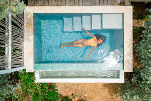 ⭐️Waterfront Pool Suite (Starfish) Photo 5