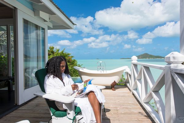 ⭐️Azure Waterfront Pool Suite (Starfish) Photo 7